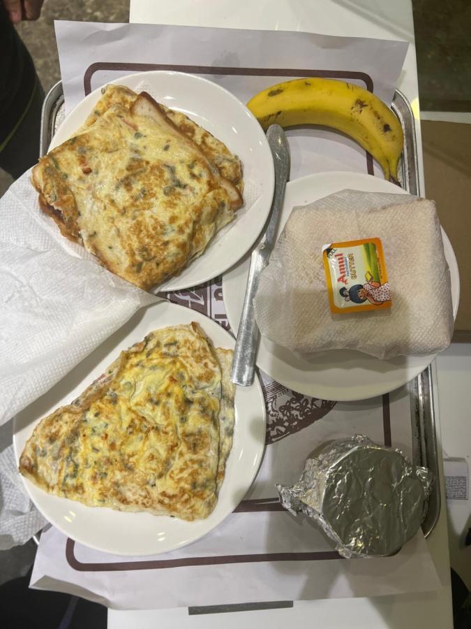 Hotel Aston Kalkutta Kültér fotó