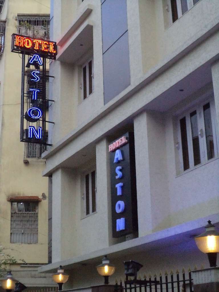 Hotel Aston Kalkutta Kültér fotó
